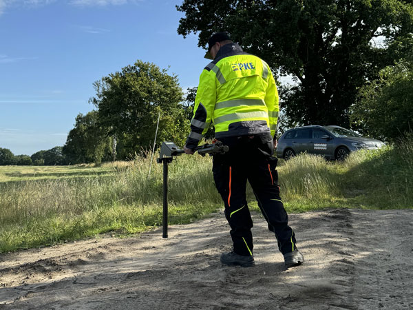 Handsondierung auf Kampfmittelverdachtspunkte